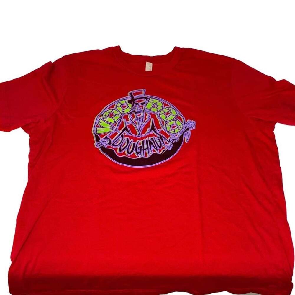 Voodoo Doughnut Red Graphic T-Shirt Size XL